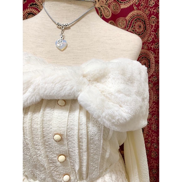 π Amazing fur lace dress - Picture 3 of 13